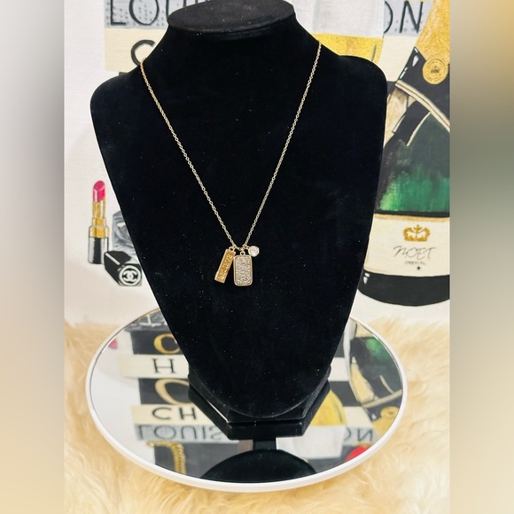 NIB Necklace 3 pendant Gold Plated Adjustable Chain - Picture 4 of 8